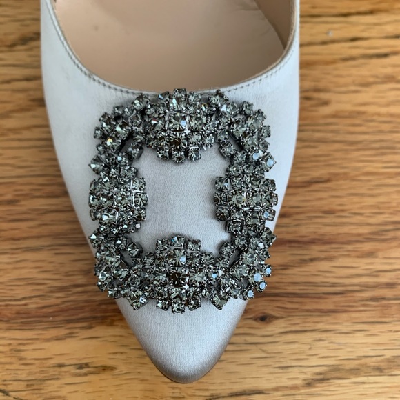 MANOLO BLAHNIK Hangisi 105 silver grey satin pump - Picture 7 of 14
